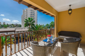 Amazing 3 bedroom apartment on the first line of Las Americas beach, fully equipped and free wi-fi